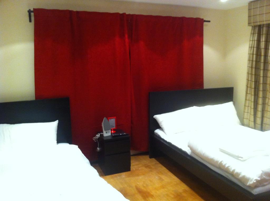 The Greyhound Cottage Chigwell Habitación foto